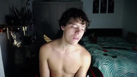 Snapshot of santii_rose chatting on January 13, 12:41 am Santii online show from January 13, 12:41 am