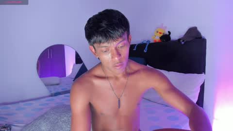 santi online show from April 6, 4:46 am