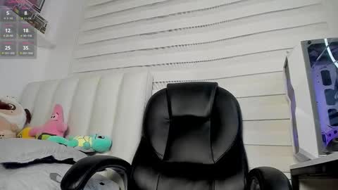 Mr. Santiago online show from November 22, 2:05 pm