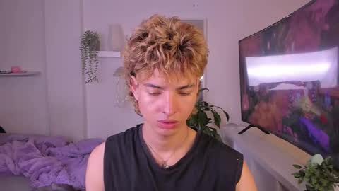 kitty online show from November 10, 2:27 am