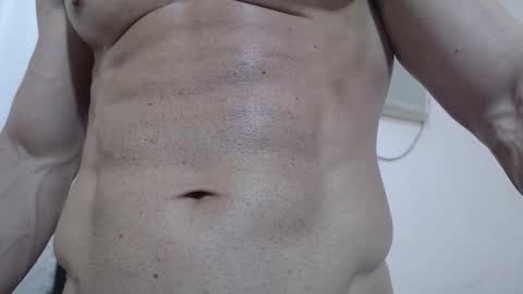 saradorj92 online show from November 15, 9:00 am