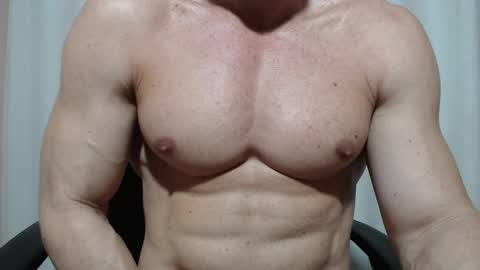 saradorj92 online show from April 7, 4:56 am