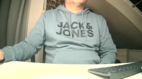 saschaalesi1976 online show from February 7, 7:38 pm