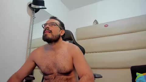 sebastian   muscleman  daddy   the better  latin  lover   online show from November 17, 12:08 pm