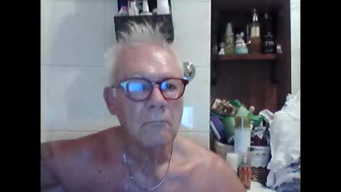 Snapshot of schizzodoro chatting on September 15, 4:14 am schizzodoro online show from September 15, 4:14 am