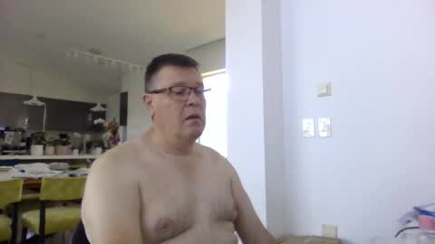 Scoobs online show from November 9, 7:01 am