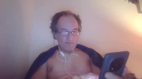 scotchwhieskie online show from December 3, 11:55 pm