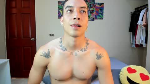 Snapshot of scotrisse chatting on January 24, 7:07 pm Daniel martinez - Independent model online show from January 24, 7:07 pm