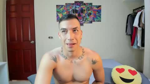 Snapshot of scotrisse chatting on March 7, 7:38 pm Daniel martinez - Independent model online show from March 7, 7:38 pm