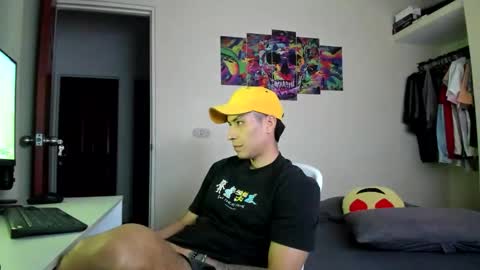 Snapshot of scotrisse chatting on October 20, 11:08 pm Daniel martinez - Independent model online show from October 20, 11:08 pm