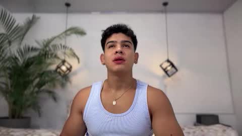 Andrew Flintt online show from September 26, 4:32 am