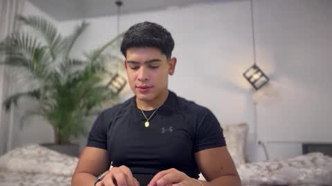 Andrew Flintt online show from September 25, 3:38 am