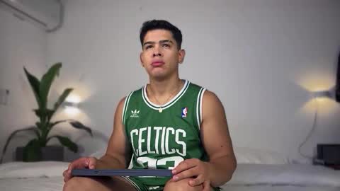 Andrew Flintt online show from January 8, 11:48 am