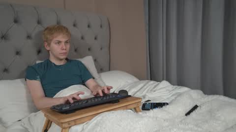 danny online show from March 4, 12:17 am