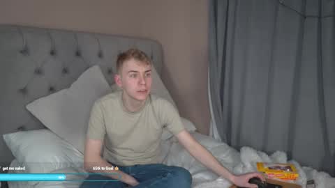 danny online show from March 21, 1:53 am