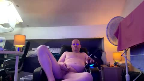 scottk202 online show from September 21, 12:49 pm