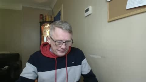 James online show from February 13, 7:19 pm