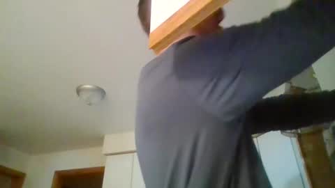 scottydoesntknow0 online show from January 2, 12:55 am