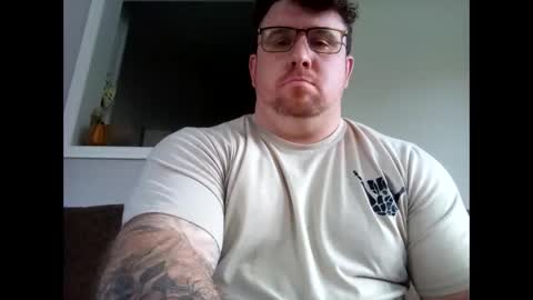 Snapshot of scottyknows101 chatting on October 23, 3:15 pm scottyknows101 online show from October 23, 3:15 pm