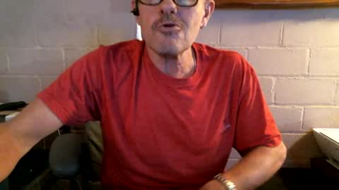 Snapshot of sdh69 chatting on September 28, 7:12 pm eating pussy  sucking dick online show from September 28, 7:12 pm