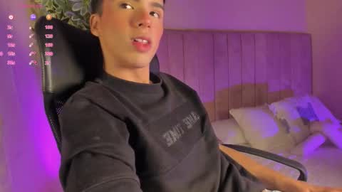 SEAN online show from December 20, 4:41 am