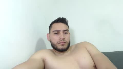 seank_noszka online show from November 24, 10:44 pm