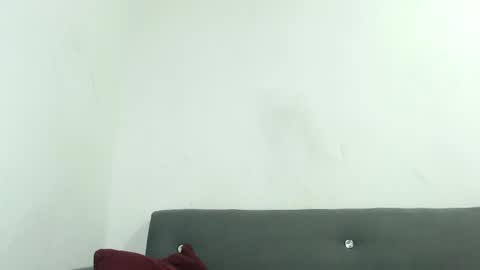 seank_noszka online show from December 2, 5:49 pm