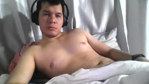 Snapshot of seb5758 chatting on October 22, 5:55 am Seb online show from October 22, 5:55 am