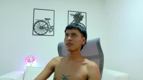 Snapshot of sebas_lover_ chatting on October 24, 9:49 pm sebas_lover_ online show from October 24, 9:49 pm
