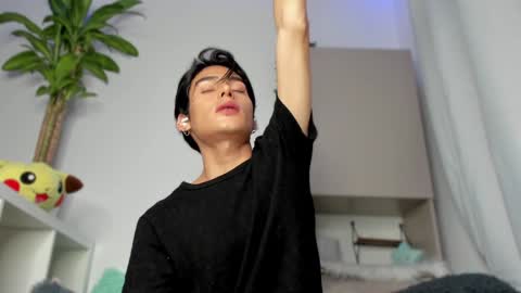 sebastian online show from January 10, 10:15 pm