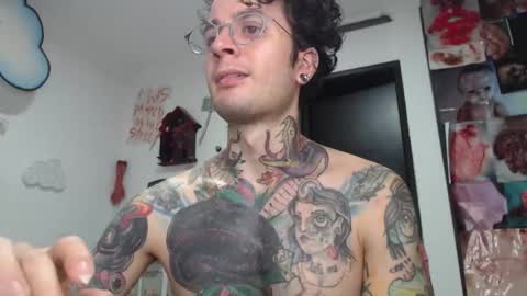 Snapshot of sebasbigdick_ chatting on September 11, 6:34 am spityio instagram online show from September 11, 6:34 am