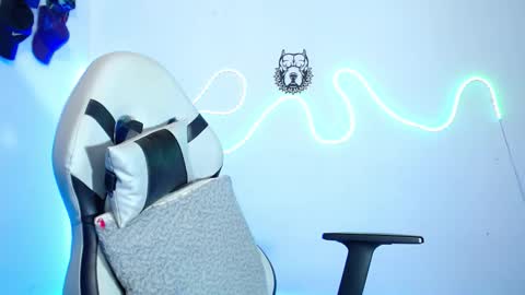 Sebastian online show from February 11, 5:01 am