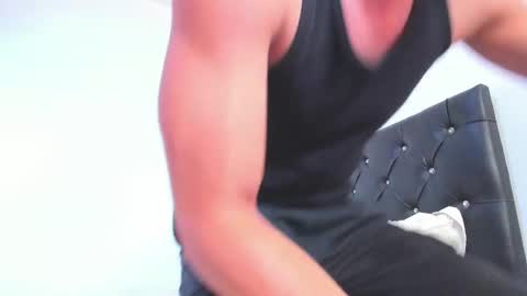 Snapshot of sebastian_dash chatting on January 25, 9:46 pm SEBAS  online show from January 25, 9:46 pm