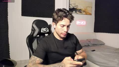 Lucian Sinclair online show from January 8, 2:50 am