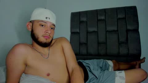 Snapshot of sebolaz chatting on October 24, 6:48 am ryan miller online show from October 24, 6:48 am