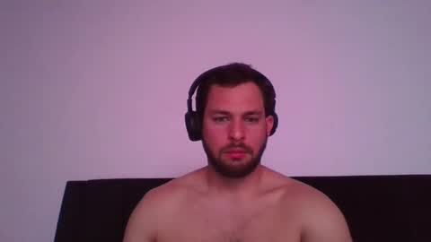 secrecrf online show from May 26, 12:39 am