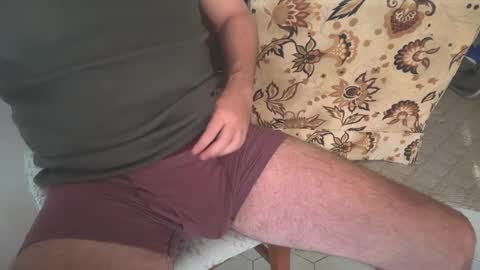 secret_neighbor_ online show from April 9, 11:38 am