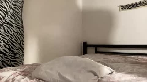 Snapshot of seductive_william chatting on February 19, 2:12 pm William online show from February 19, 2:12 pm