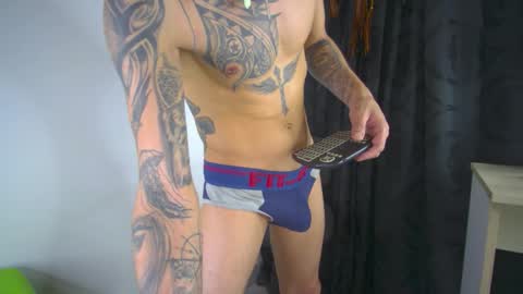 sem_alas online show from February 8, 1:44 am