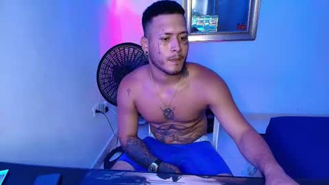 senior_teacher99 online show from August 1, 9:47 pm