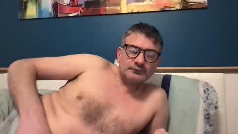 sesamechris92 online show from March 6, 6:41 am