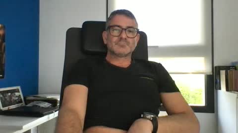 sesamechris92 online show from October 7, 4:22 pm