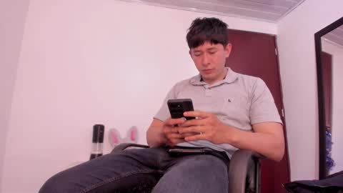 Snapshot of setsuna_10 chatting on September 30, 10:13 pm david  online show from September 30, 10:13 pm