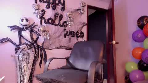 Snapshot of setsuna_10 chatting on October 12, 2:05 am david  online show from October 12, 2:05 am