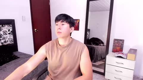 Snapshot of setsuna_10 chatting on February 13, 9:06 pm david  online show from February 13, 9:06 pm