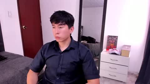 Snapshot of setsuna_10 chatting on February 12, 7:24 pm david  online show from February 12, 7:24 pm