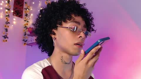 Snapshot of seven7xis chatting on March 8, 4:09 am Alexis online show from March 8, 4:09 am