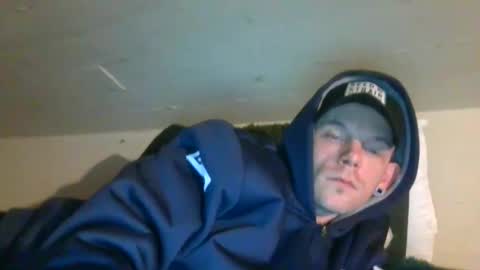 SevenIncheZ online show from January 1, 3:35 pm