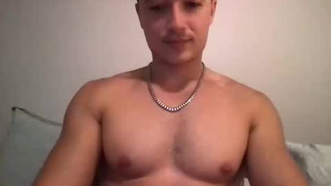 seveninchsteve_ online show from December 2, 8:20 pm