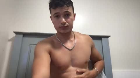 seveninchsteve_ online show from September 21, 9:48 pm